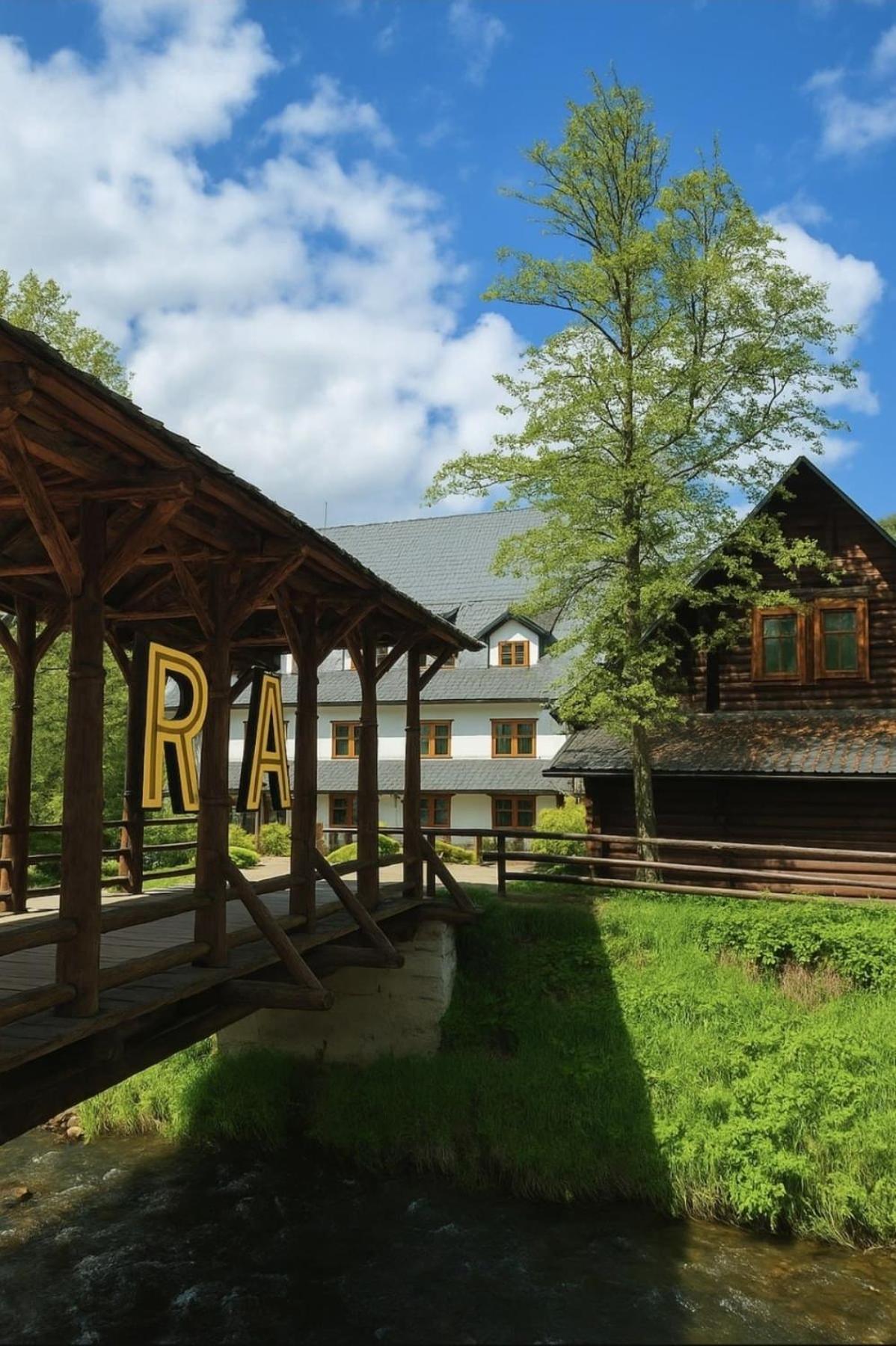 Ra Guest house *